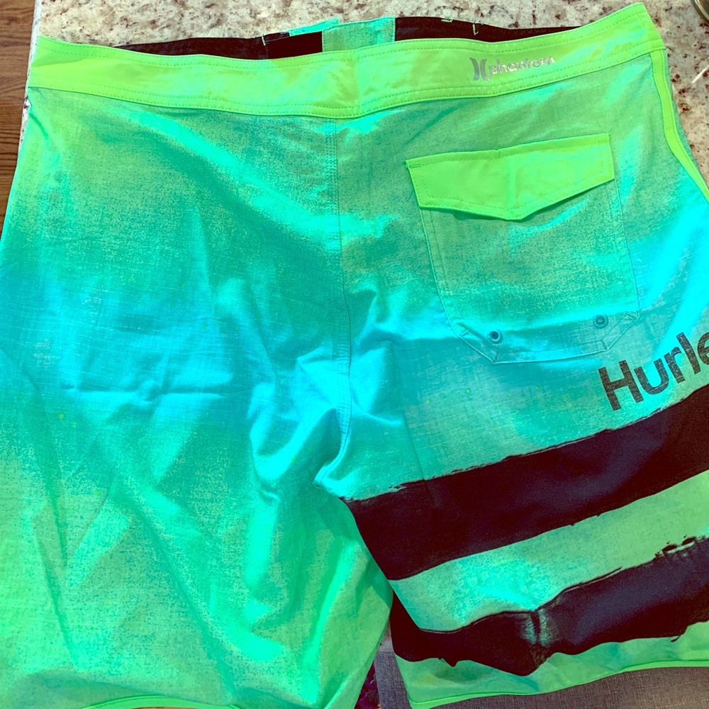 NWT Men’s Hurley bathingsuit